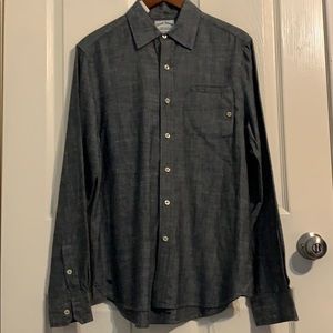 Stand strong Longsleeve button up